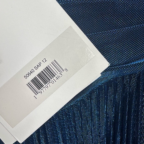 Mac Duggal PLUNGE NECK PLEATED METALLIC GOWN 50640 Sapphire NEW Size 12 - Picture 8 of 8